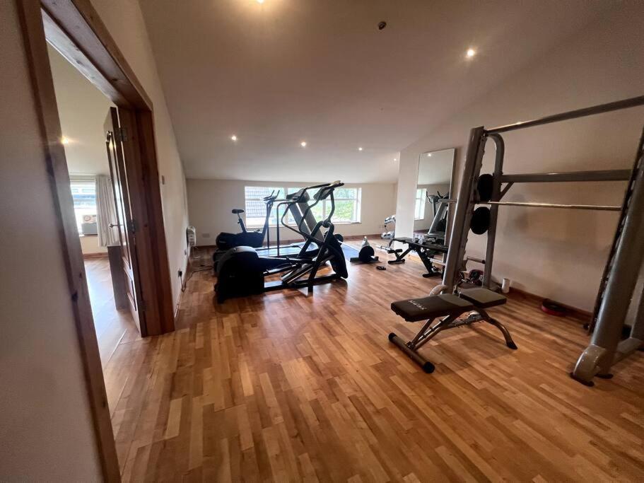Langside Apartments Newhouse Luaran gambar